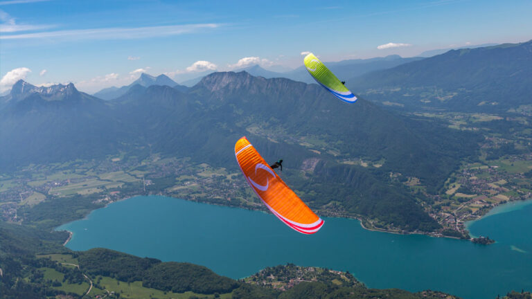 glider Savage in action