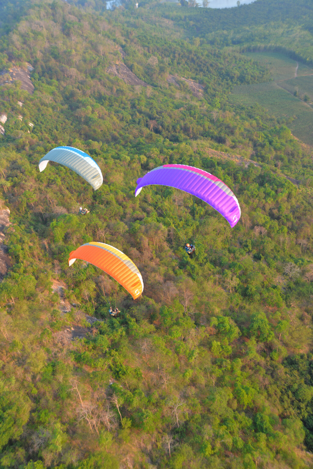 Photo of glider from paraglider beginner SUPAIR EONA 4
