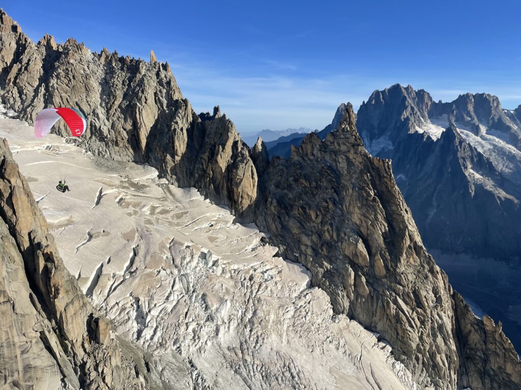 Foto von Hugues Bonnel in Supair LEAF3 im Mont-Blanc-Massiv