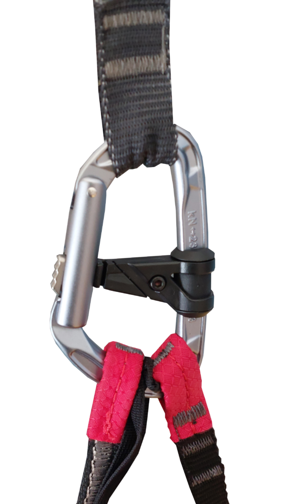 Foto von Karabiner Edelrid Pure Slider montiert auf der Gurtzeug